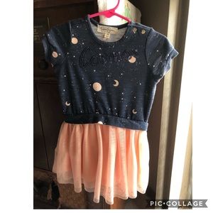 Girls dress